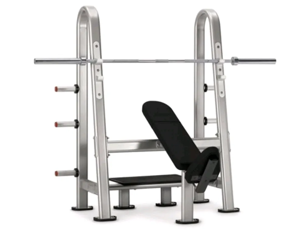 Star Trac/Nautilus Instinct Olympic Incline Bench with Plate Storage - U