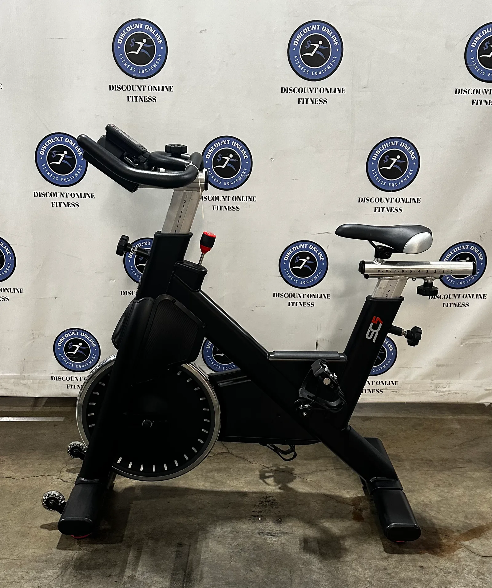 Schwinn SC5 Carbon Blue Indoor Cycle w/Cadence Pro Console - U — photo 2
