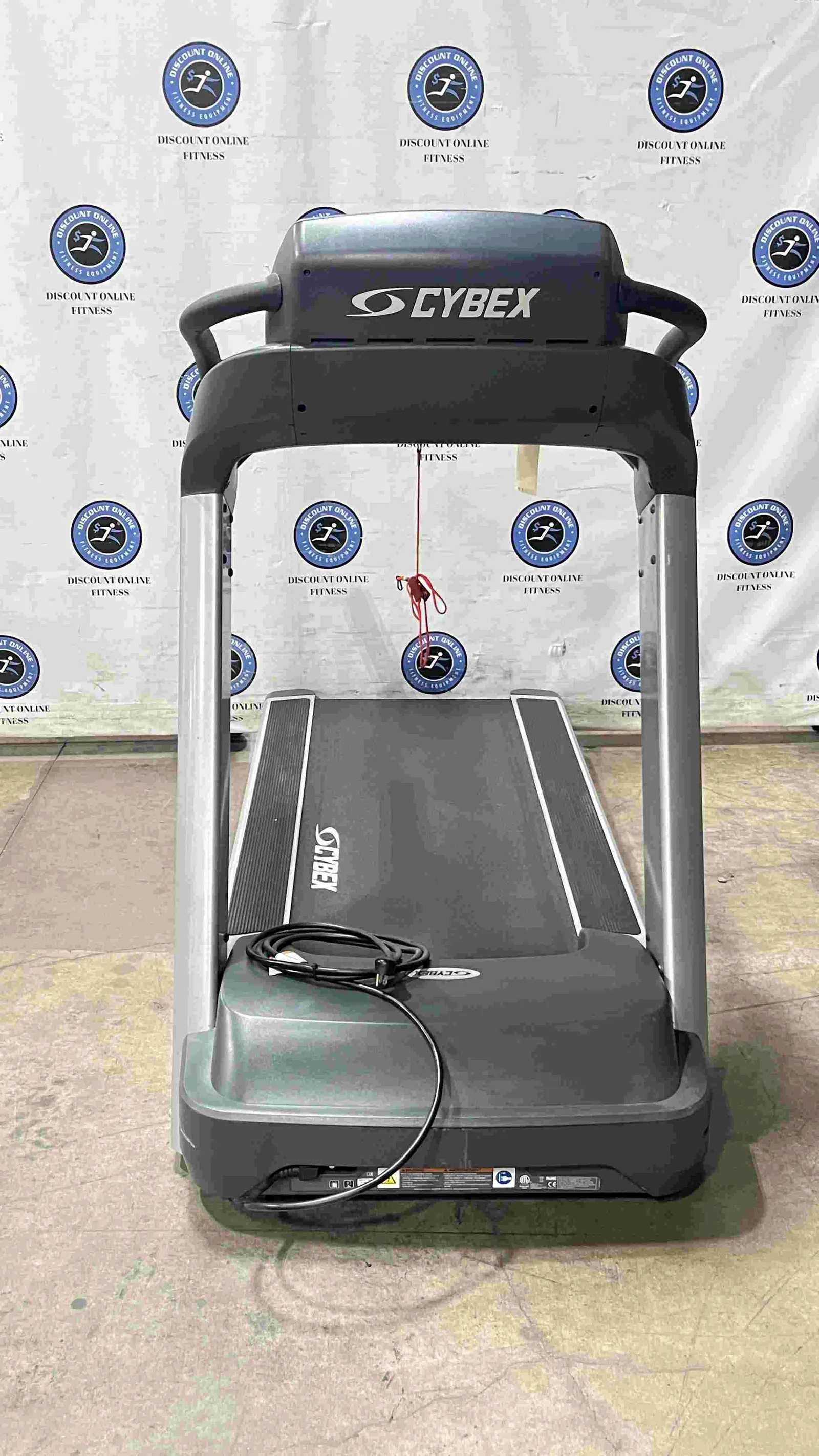 Cybex 770T Treadmill w/E3 Console - U — photo 3