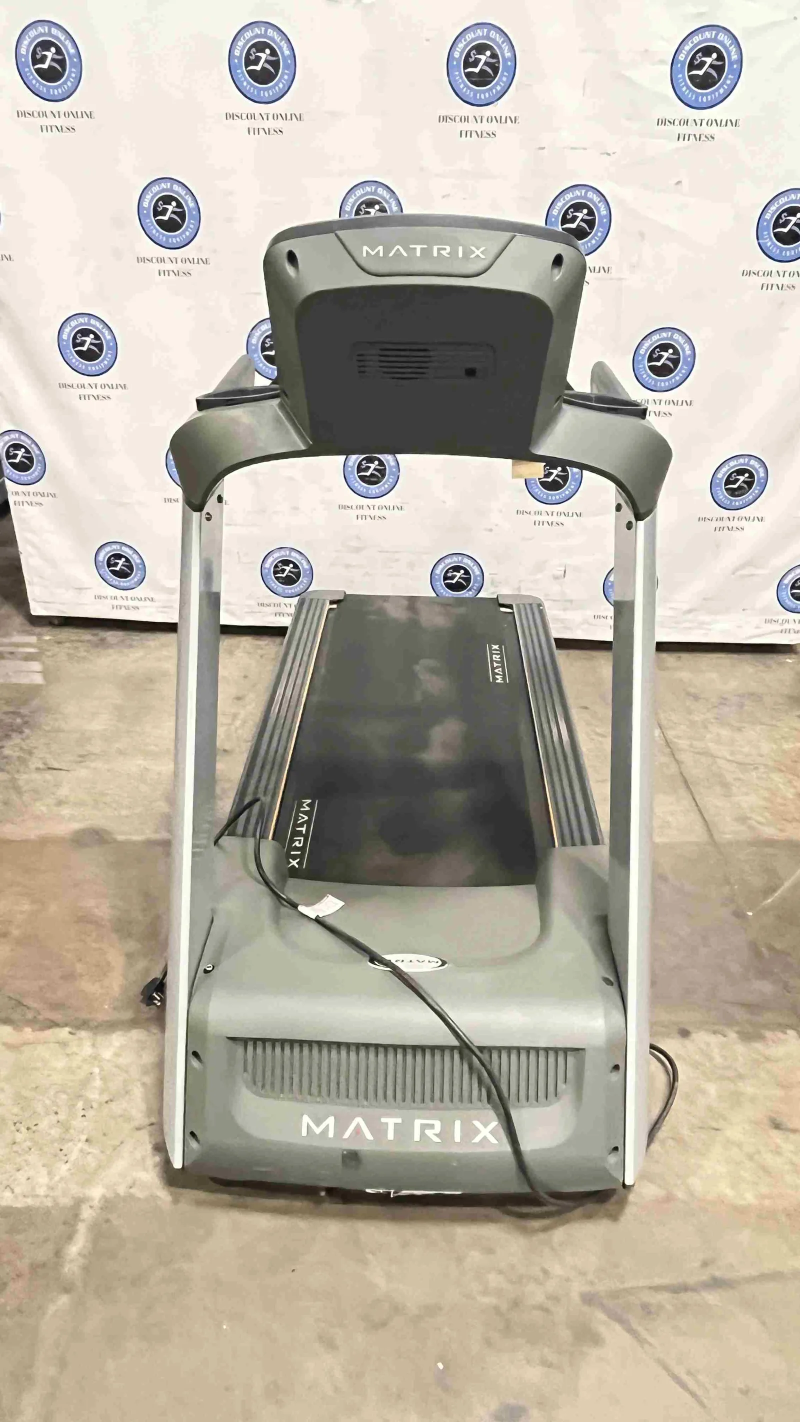 Matrix T7XE Small Console Treadmill - U — photo 4