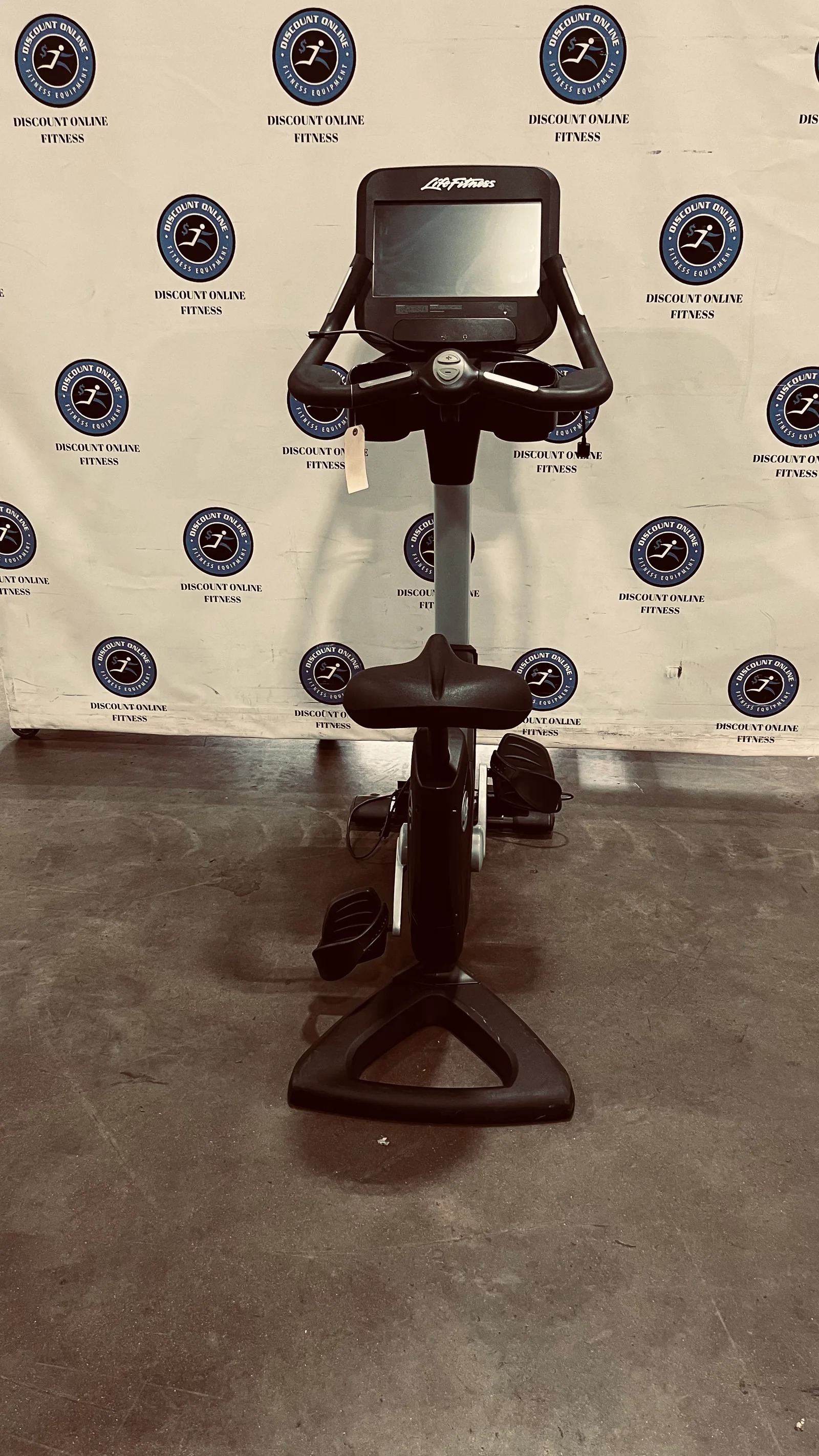 Life Fitness 95C Elevation Upright Bike-U