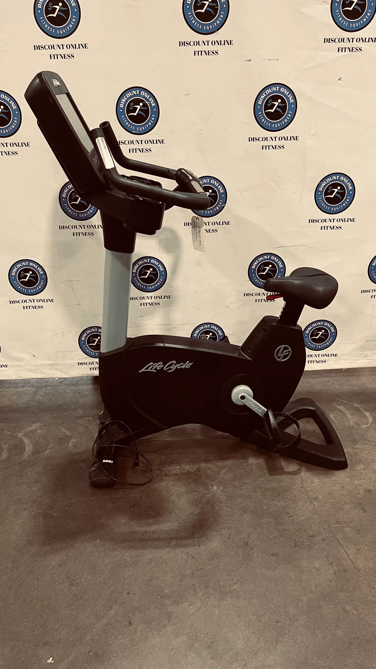 Life Fitness 95C Elevation Upright Bike-U — photo 2