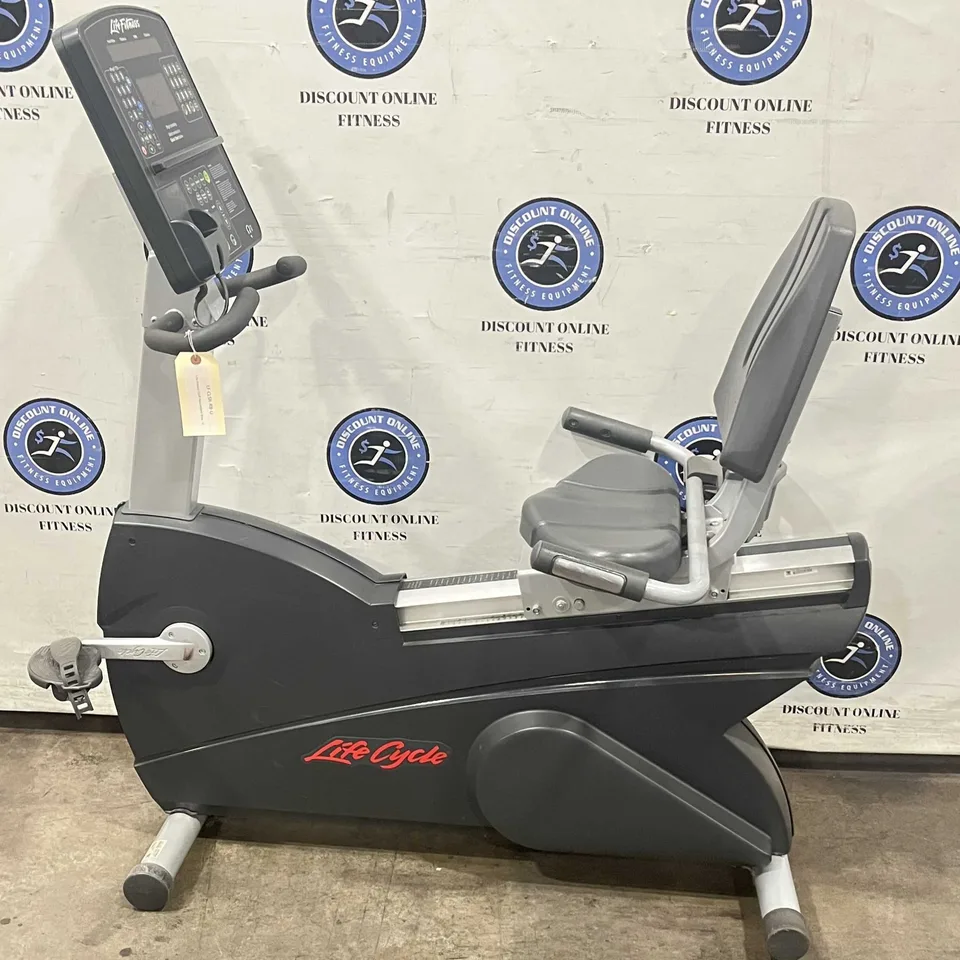 Life Fitness CLSR Recumbent Bike - U