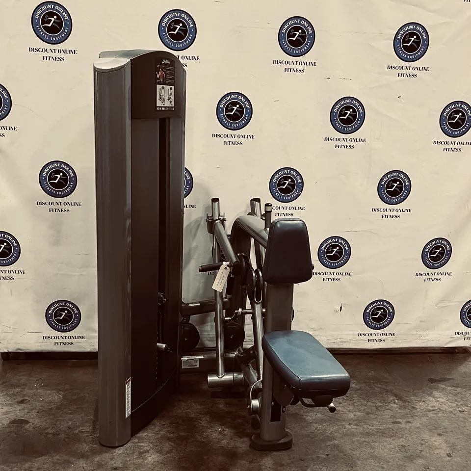 Life Fitness Signature Row/Rear Delt - U