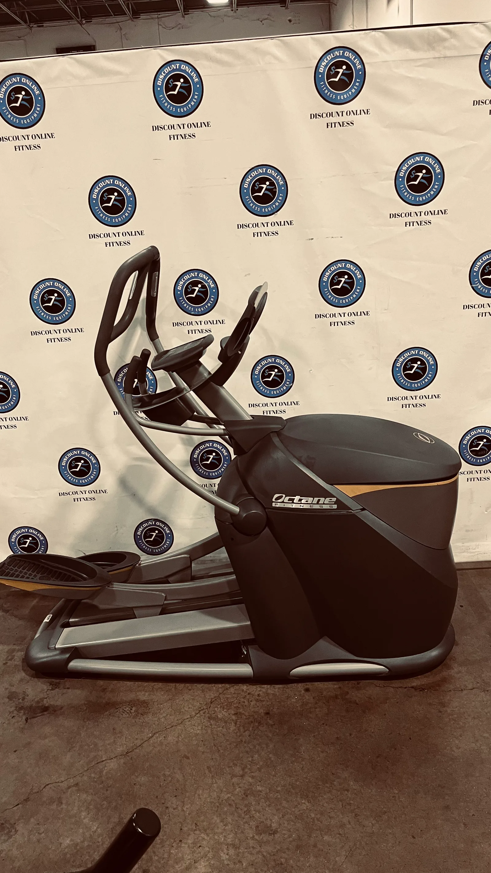 Octane Pro4700 Elliptical - U — photo 3
