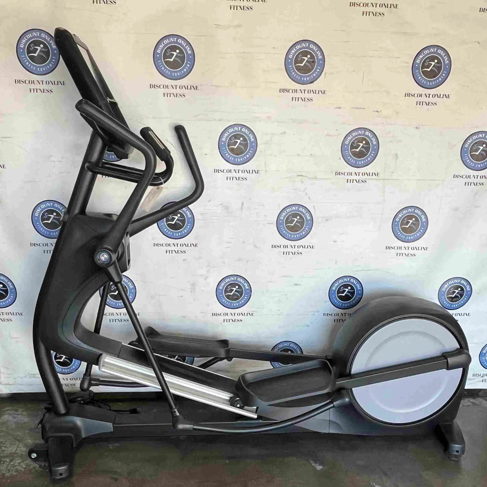 Precor EFX 781 Total Body Elliptical w/P82 Console - U — photo 5
