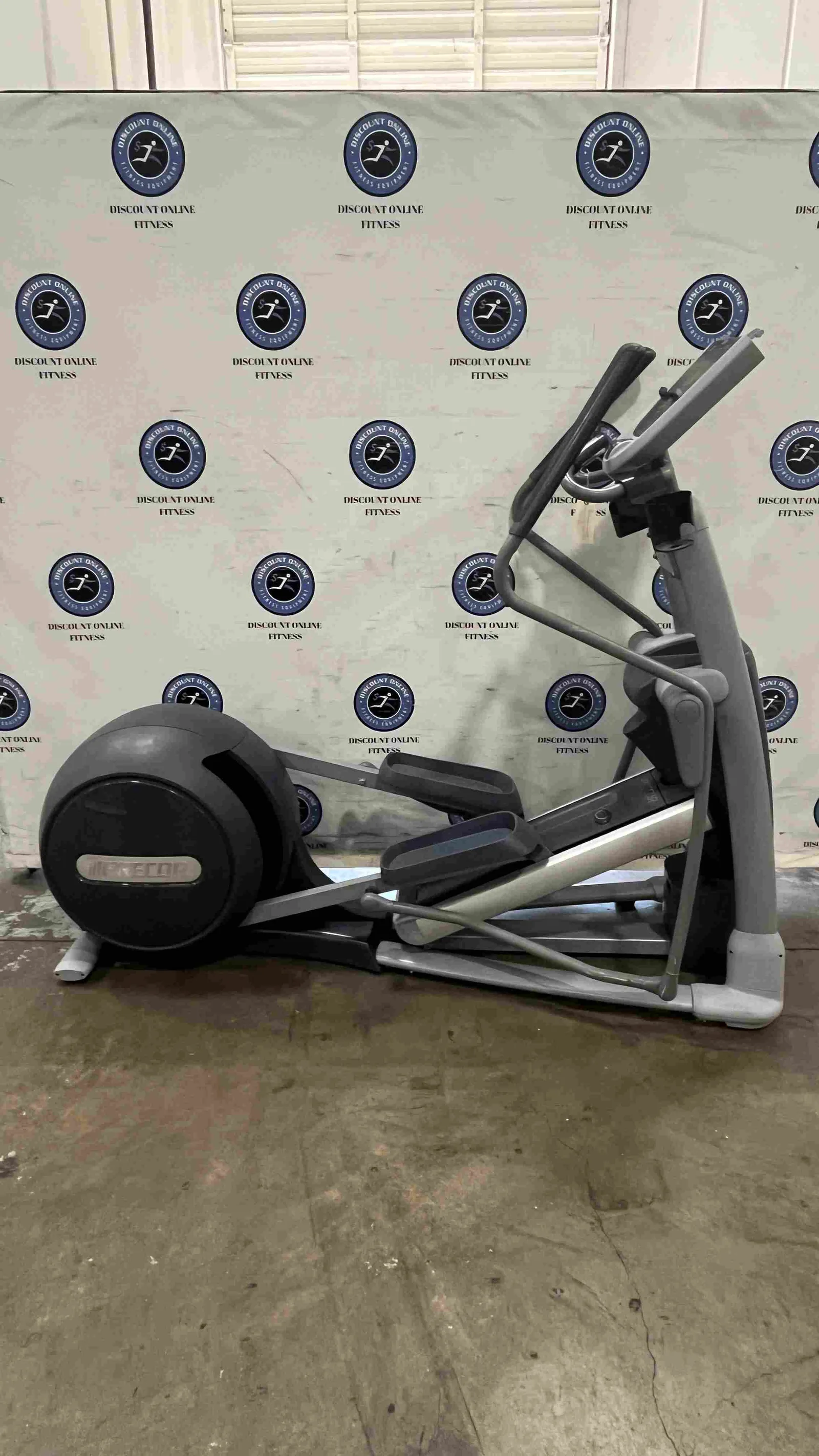 Precor EFX 835 Version 1 Total Body Elliptical - U — photo 3