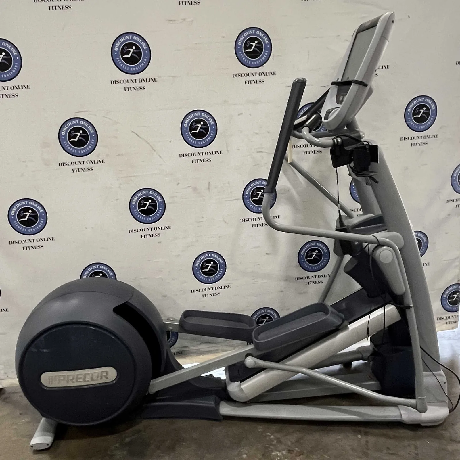 Precor EFX 885 Version 1 Total Body Elliptical w/P80 Console - U — photo 4