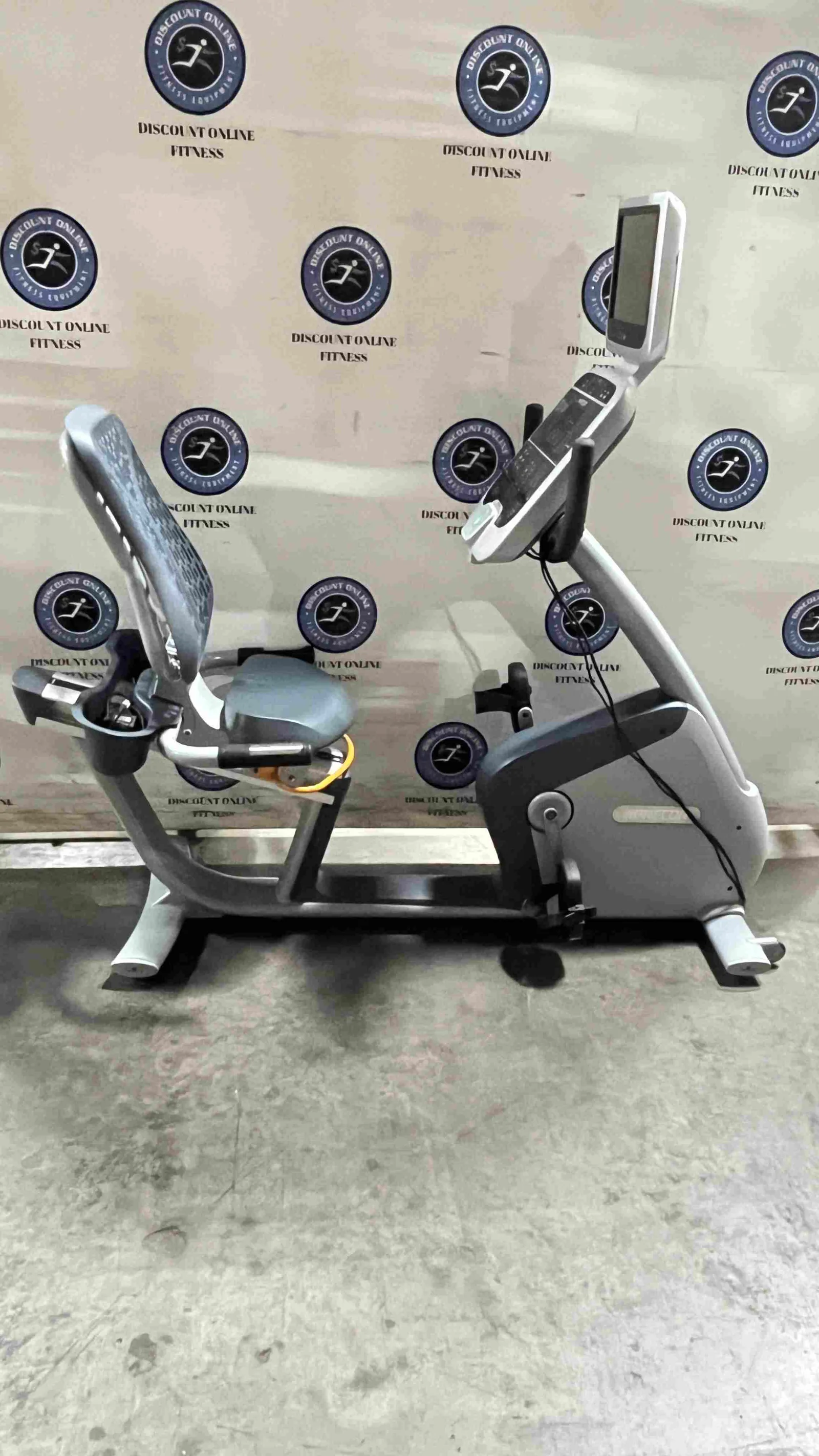 Precor RBK 815 Recumbent Bike - U — photo 4