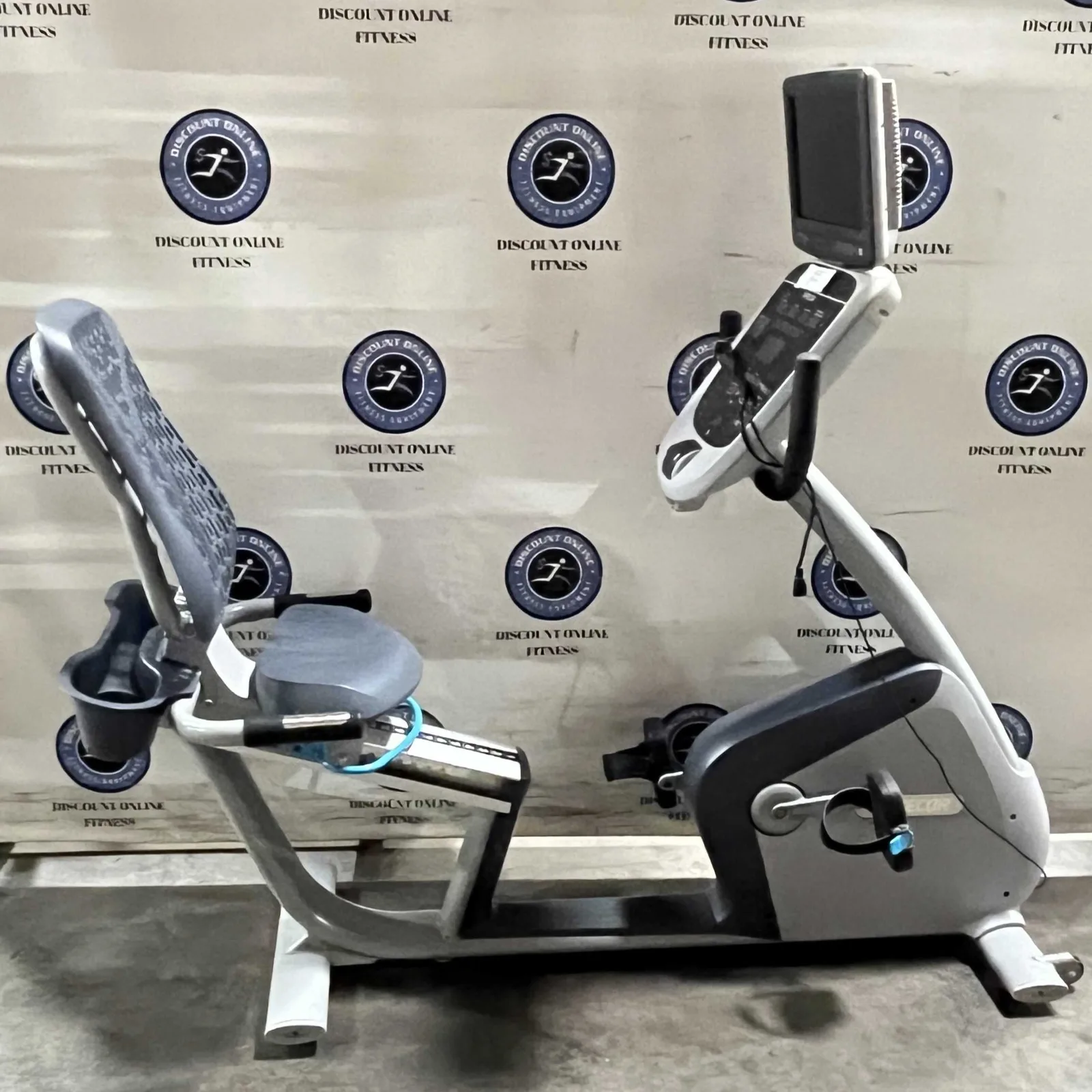 Precor RBK 835 Recumbent Bike - U