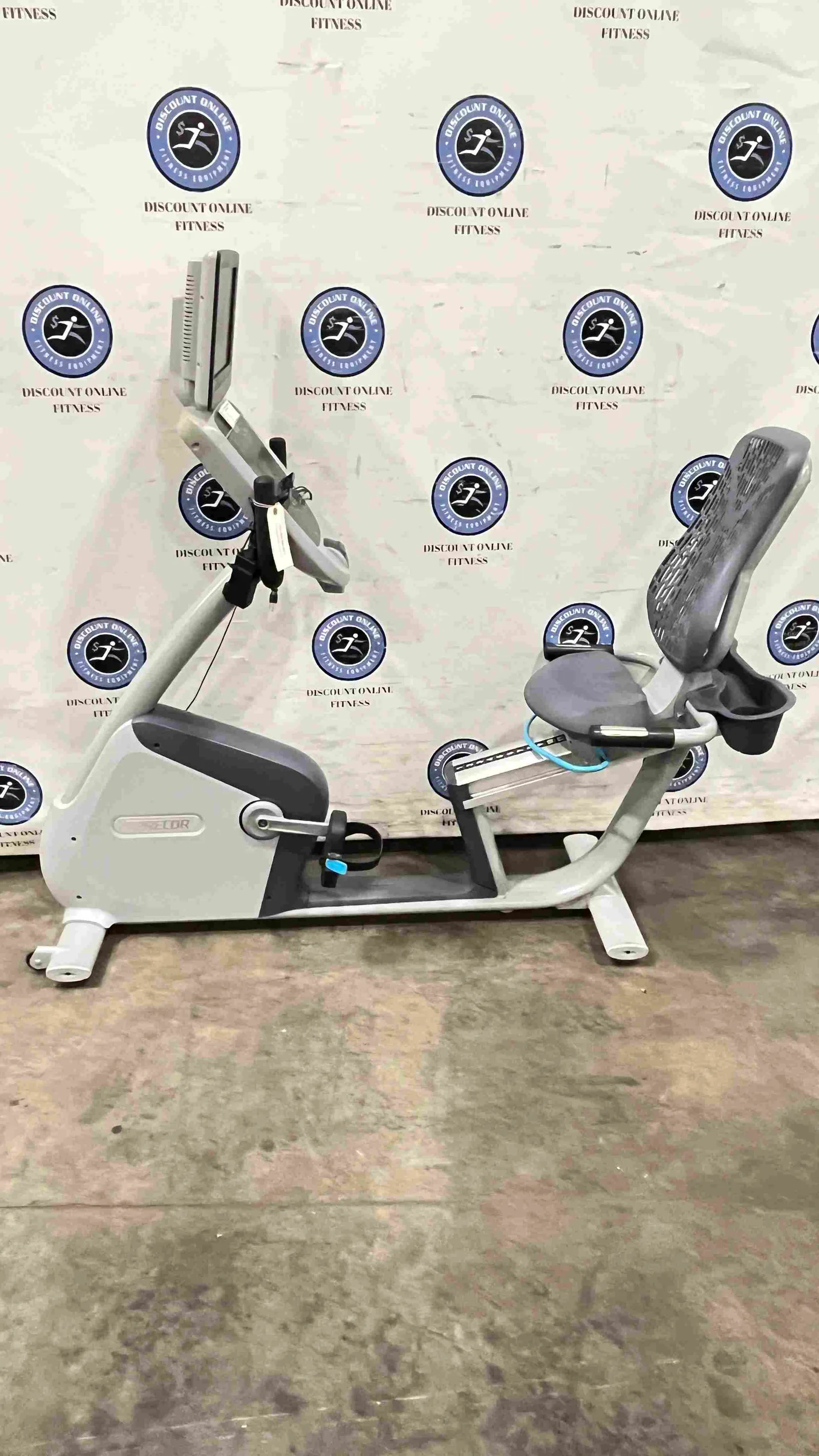Precor RBK 835 Recumbent Bike - U — photo 3
