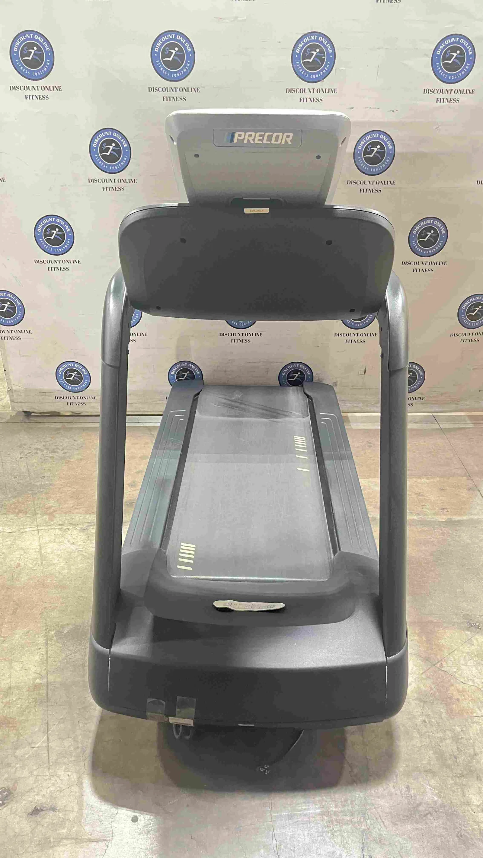 Precor TRM 835 Version 2 Treadmill - U — photo 2